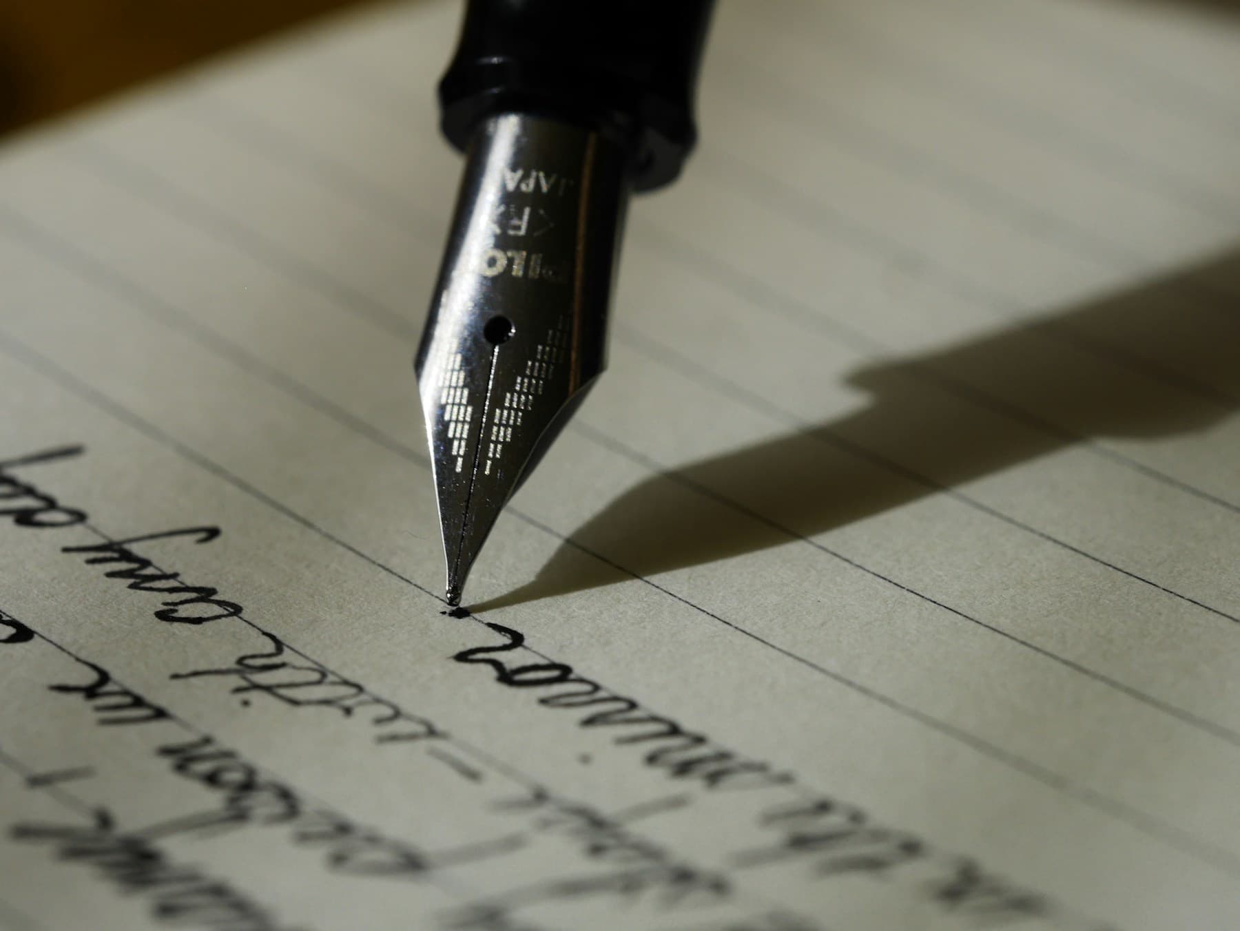 Handgeschreven lijn op papier